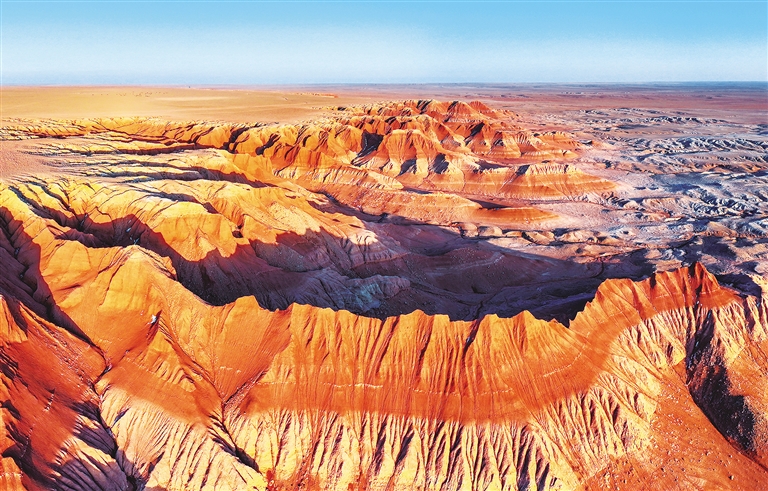 苏尼特右旗：红迹草原映初心