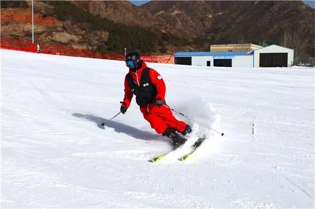 冬日狂欢新地标 太伟滑雪场等你来战！
